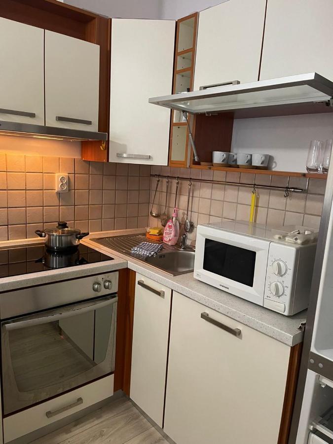 Apartments Lovro Lovran Eksteriør billede